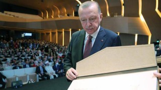 Cumhurbaşkanı Erdoğan: “Geleneği olan sanatlarımızı yozlaşmaya karşı korumak mecburiyetindeyiz”