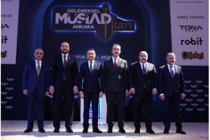 Fuat Oktay: "İftar sevinçlerini, kardeşlik sofralarını bizimle paylaştıkları için kendilerine teşekkür ediyorum"