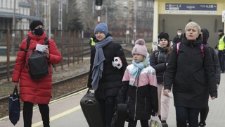 Savaşın yıkımları sürerken Ukrayna'da 12 milyondan fazla kişi yerinden oldu!