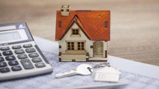 Ev kiralayan yabancıya oturum izni kaldırılsın çağrısı