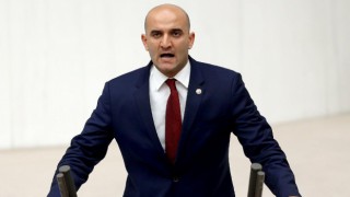 "Türk Gençliği; Türk vatanına, Türk Milletine duyduğu büyük sevgisiyle, yarınların büyük Türkiye'sini inşa edecektir"