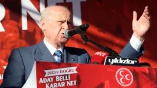 MHP lideri Bahçeli: "Bizim yerimiz dolandırıcıların anketleri değil, kalemi satılmış gazetecilerin küf tutmuş köşeleri değil"