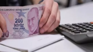 AK Parti'den yeni EYT ve sözleşmelilere kadro açıklaması