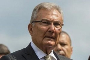Eski CHP Genel Başkanı Deniz Baykal: "Gidişattan rahatsızım"