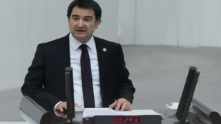 MHP'li Aksu: "Atanamayan öğretmen sorununun, kademeli olarak çözülmesini ve bu konunun sorun olmaktan çıkarılmasını gerekli görüyoruz"