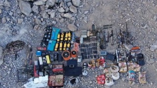 Pençe-Kilit bölgesinde 6 odalı mağara ele geçirildi