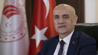 Bakan Kirişci'den orman yangınlarıyla ilgili açıklama