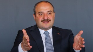 Bakan Varank'tan yolsuzluk iddialarına çok sert tepki