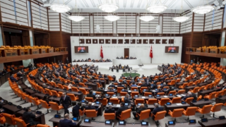 Ekonomiye ilişkin "torba teklif" yasalaştı