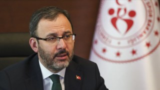 Gençlik ve Spor Bakanı Kasapoğlu'ndan depremzedelerin yurtlara yerleştirilmesiyle ilgili açıklama