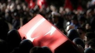 Hatay'da deprem nedeniyle çöken hastanede bir asker şehit oldu