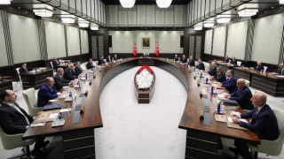 Kabine toplandı