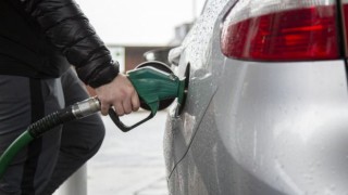Benzine indirim