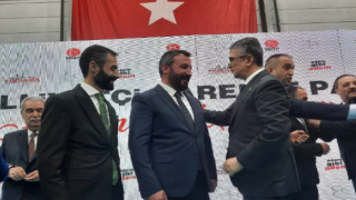 İP'ten istifa, MHP'ye katılım
