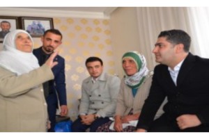 "Sen rahat uyumazsan, ben rahat uyuyamam"