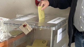 Yurt dışında oy verme işlemine rekor sayıda katılım