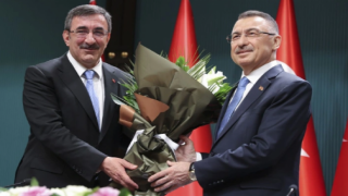 Fuat Oktay görevi Cevdet Yılmaz'a devretti