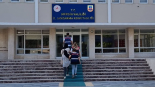 Mersin'de DEAŞ operasyonu: 2 kişiye gözaltı