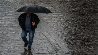 Meteoroloji uyardı: Sıcaklıklar yerini yağmur alıyor!