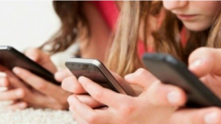 Öğrencilerin vergisiz telefon seçenekleri belli oldu...