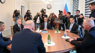 Azerbaycan ve Karabağ arasındaki görüşmeler başladı
