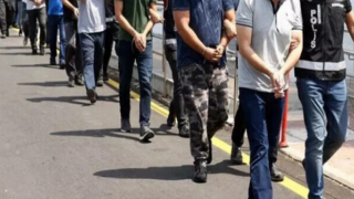 FETÖ'nün hücre evlerinde saklanan 16 şüpheliden 13'ü Ankara'da yakalandı