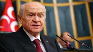 MHP lideri Bahçeli altın madalya kazanan Çavuşoğlu ve Cengiz'e tebrik