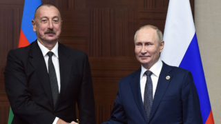 Vladimir Putin ile İlham Aliyev telefonda görüştü