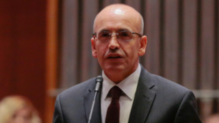 Mehmet Şimşek'ten kredi kartlarıyla ilgili net açıklama