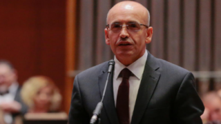 Bakan Şimşek'ten cari açıkta düşüş açıklaması