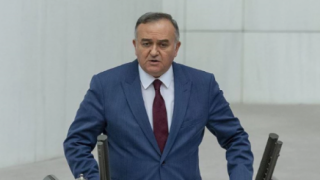 MHP'li Akçay'dan 23 Nisan mesajı