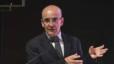 Hazine ve Maliye Bakanı Mehmet Şimşek İstifa İddialarını Yalanladı
